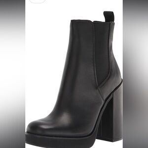 Steve Madden boots I used them twice